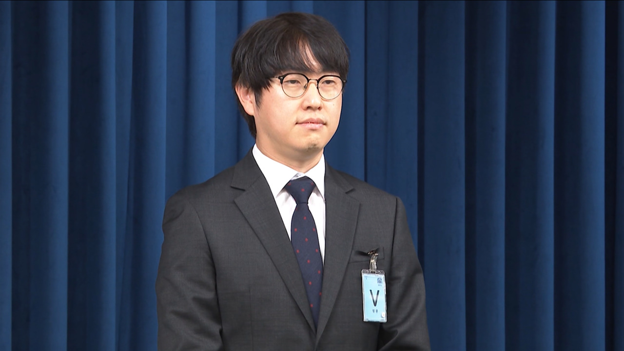 초대 AI 수석 "100조도 부족전 국민 무료 AI 바우처 지급해야"