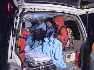 오대산 조난 일가족 3명 구조