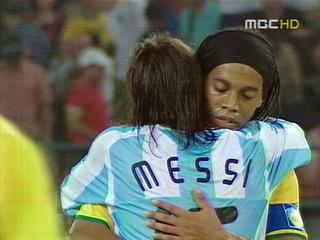 축구 준결승 아르헨티나 압승