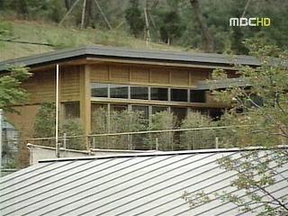노무현 소환절차 사실상 시작봉하마을은 침묵정적