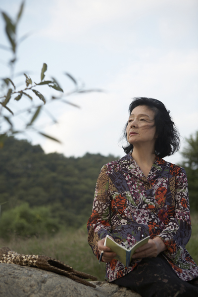 이창동 감독 다섯 번째 영화 ‘시’ 포스터 공개