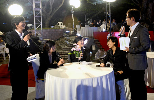 MBC 뉴스데스크 역대 앵커 한자리모여 40주년 특집 방송 