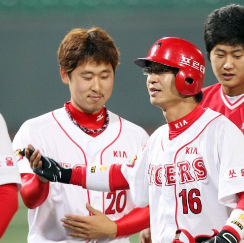 [프로야구] KIA 김종국 은퇴‥15일 행사