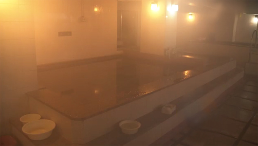 여탕 들어가 성추행한 30대 남성 구속