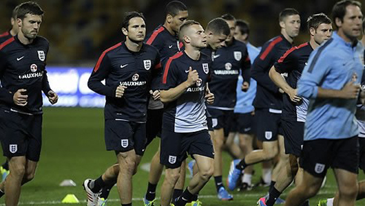 잉글랜드 축구팬 우크라이나 원정서 집단폭행 당해