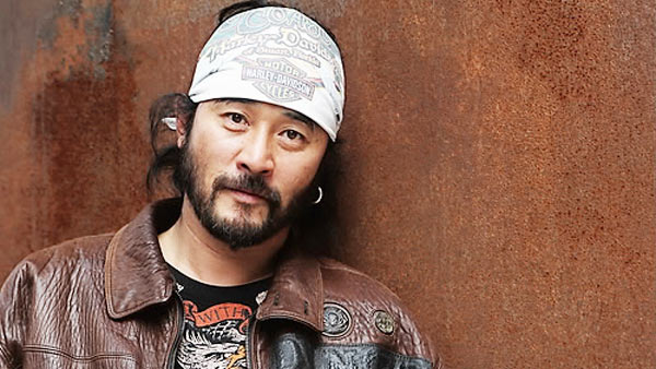 배우 최민수 듀오 피콕과 클럽 라이브 선보인다