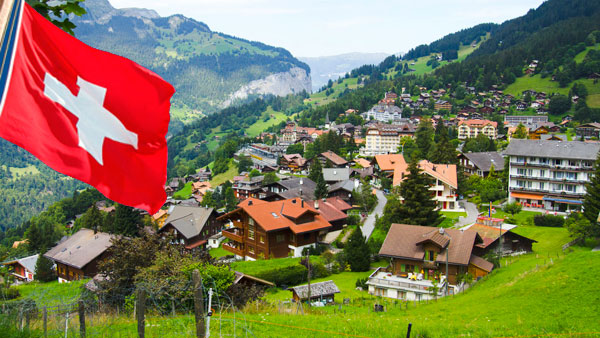 스위스 거주 800만 인구 중 4분의 1은 외국인