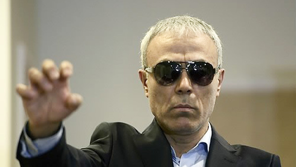 요한 바오로 2세 암살 기도범 교황 무덤에 헌화