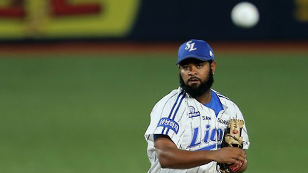 프로야구 나바로 2년 연속 20홈런20도루 달성