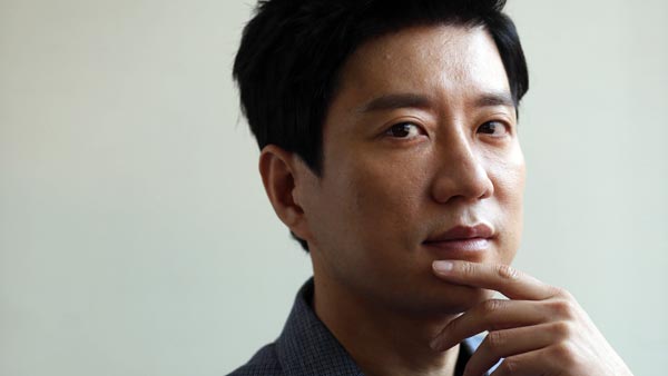 특별수사 김명민 "배우가 죽겠는데 감독은 컷 안 해"