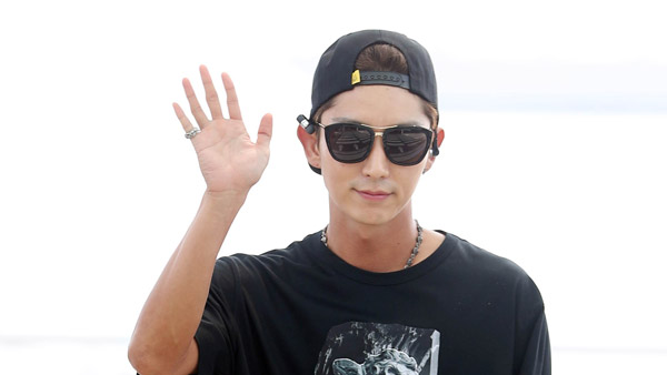 이준기 중국으로 출국 영화 홍보하고 올게요