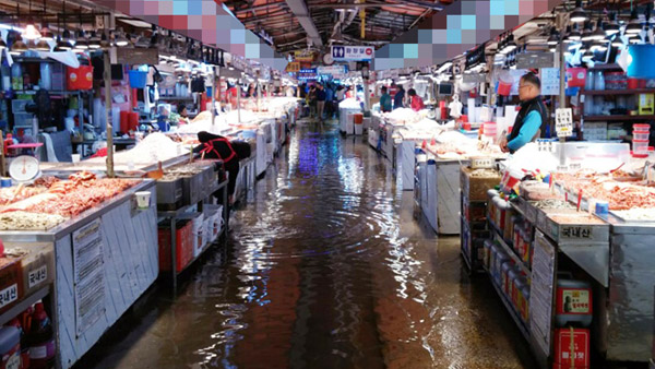 만조시 해수면 높아져 인천 소래포구 침수