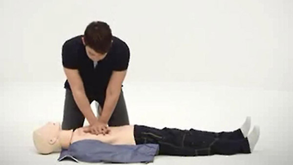 심폐소생술 골든타임은 5분 "인공호흡보다 가슴압박"