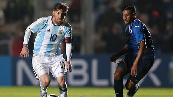 메시 부상 아르헨축구 온두라스와 평가전 10 승리