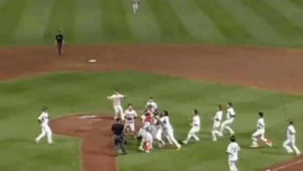 프로야구 그라운드 집단 몸싸움 징계 강화될 듯