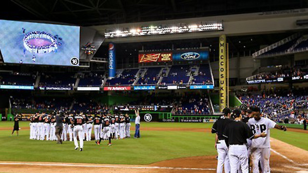 보트 사고 사망 페르난데스 등번호 영구결번