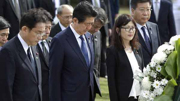 아베 총리 하와이 도착진주만 공습 추모 방문 일정 시작