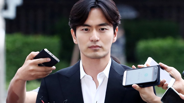 배우 이진욱 성폭행 무고 재판에 증인으로 선다