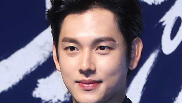 입대 앞둔 임시완 칸 영화제 레드카펫 밟는다