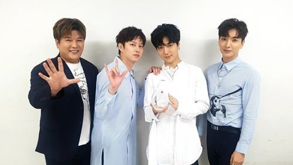 데뷔 12주년 슈퍼주니어 11월 6일 새앨범7인조 컴백 