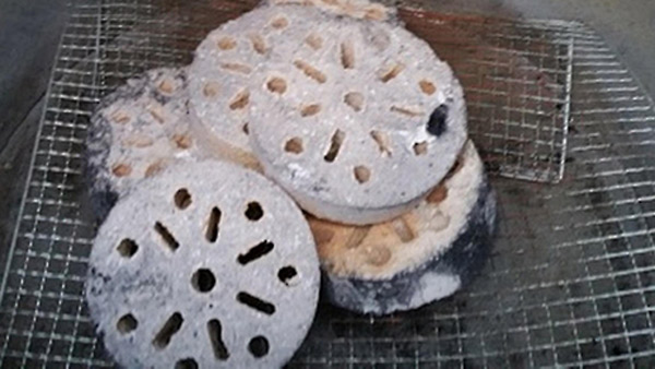 번개탄으로 자살 시도하던 중 불1명 중상