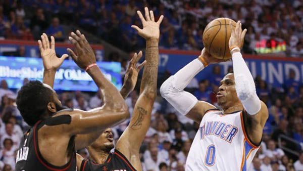 웨스트브룩 연속 트리플더블OKC 휴스턴 꺾고 첫 승