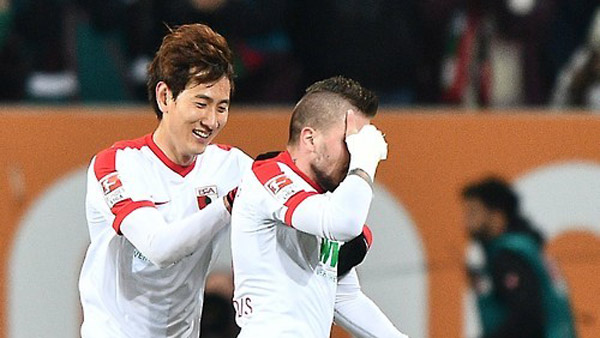 지동원 4분 출전 아우크스부르크 함부르크에 40 