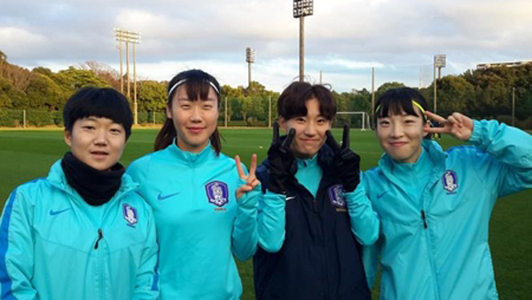 윤덕여호 화천KSPO 4인방 E1 챔피언십 우승 의기투합