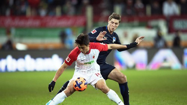 아우크스부르크 구자철 베를린전 79분 활약팀은 11 무승부