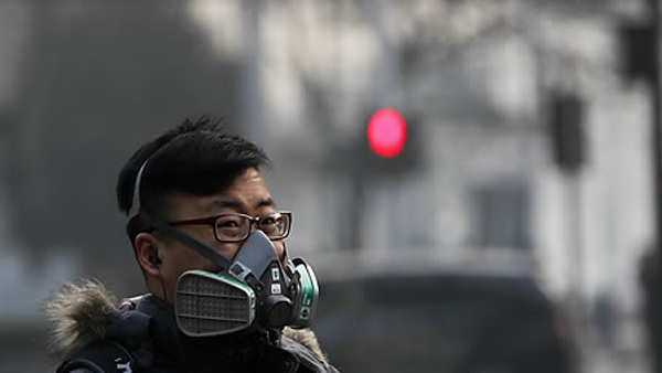 중국인 10명중 7명 "스모그대기오염 때문에 불편"