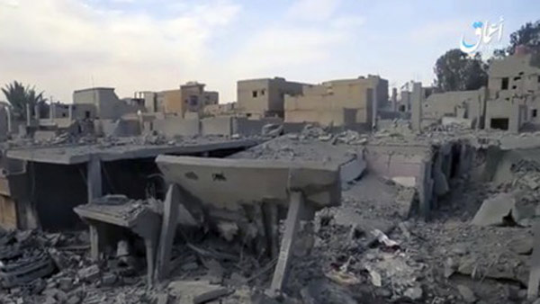 " 주도 공습에 시리아 동부 IS 근거지 민간인 23명 숨져"