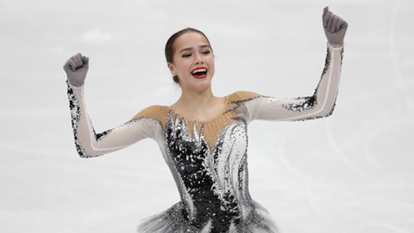 15세 피겨샛별 자기토바, 메드베데바 꺾고 유럽선수권 쇼트 1위