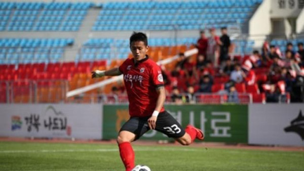 홍철 코너킥 선제골 상주 인천 32로 꺾고 6경기 무패 행진