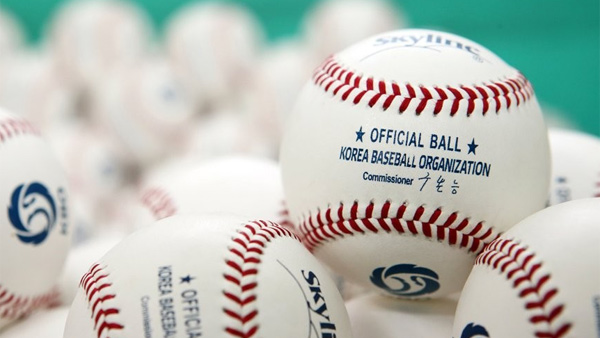 KBO 공인구 반발계수 하향끝모를 타고투저에 제동