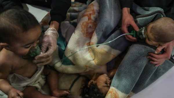 "시리아 희생자 체내에서 염소가스·신경작용제 검출"