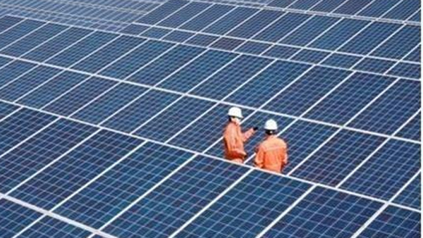 IEA "태양광 균등화발전비용 최근 5년간 65 하락"
