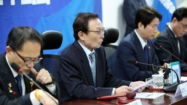 민주 전두환 1212 호화식사에 "뻔뻔후안무치구속해야"