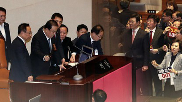 국회 오후 3시 본회의…한국당 