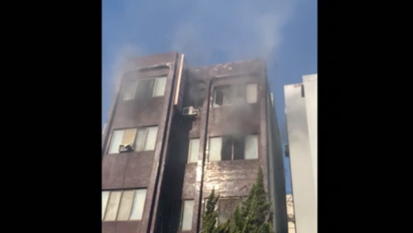 충남 아산 여관 화재7명 부상