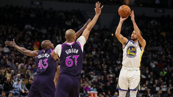 커리 3점슛 8개골든스테이트 미네소타 잡고 서부 1위 수성