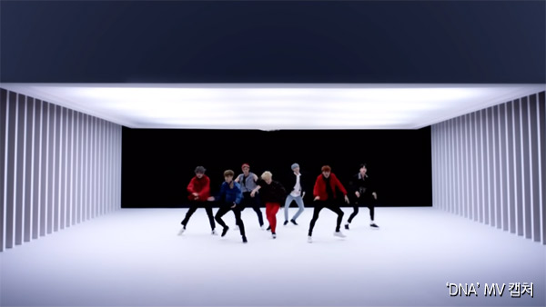 방탄소년단, 'DNA'로 한국 보이그룹 MV 최초 유튜브 10억 뷰 돌파