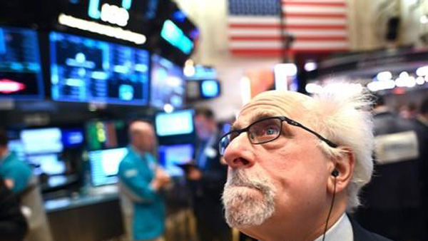 코로나19 확산에 세계경제도 충격…"금융위기후 최저" 전망도