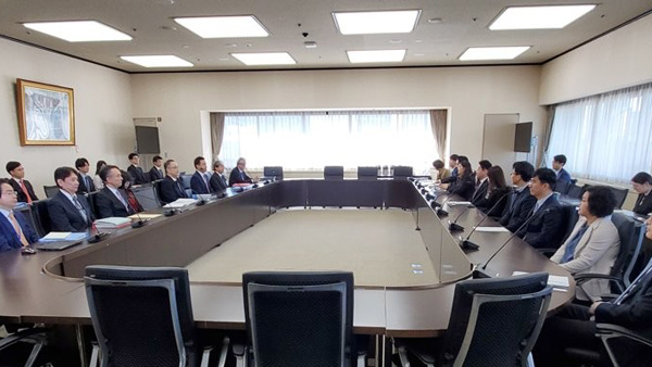 한일 3개월만에 日수출규제 재논의