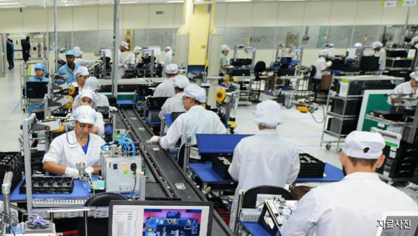 삼성·LG, 러시아 공장 '셧다운' 연장…브라질 등 일부 재개