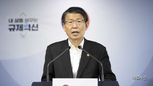 금융위원장 "4월 기업메이저 바카라사이트 주사위 위기설 근거 없다"