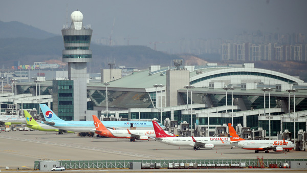 저유가에 다음달 모든 항공권 유류할증료 '0원'