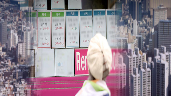 4월 주택 매매 거래량, 전달 대비 32% 감소…서울은 42% 하락