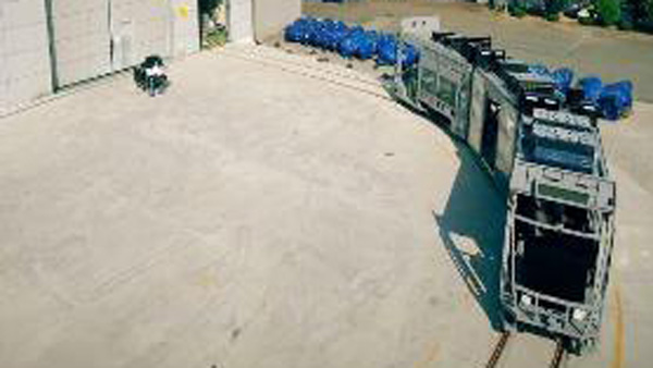 전기차 배터리를 에너지 저장장치로…수소전기트램 시범운영