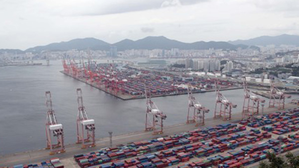 무역협회 "미중 무역분쟁 2년, 한국 등 아시아 국가들 반사이익"