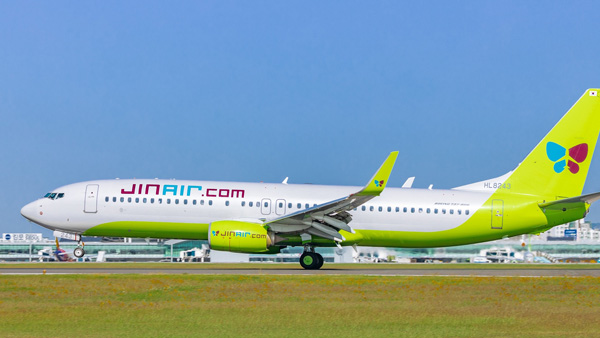 진에어, 3분기 영업손실 492억원…"코로나19 장기화 영향"